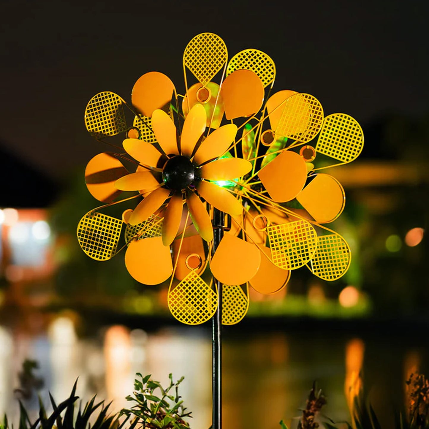 Radiant Daisy Solar Wind Spinner