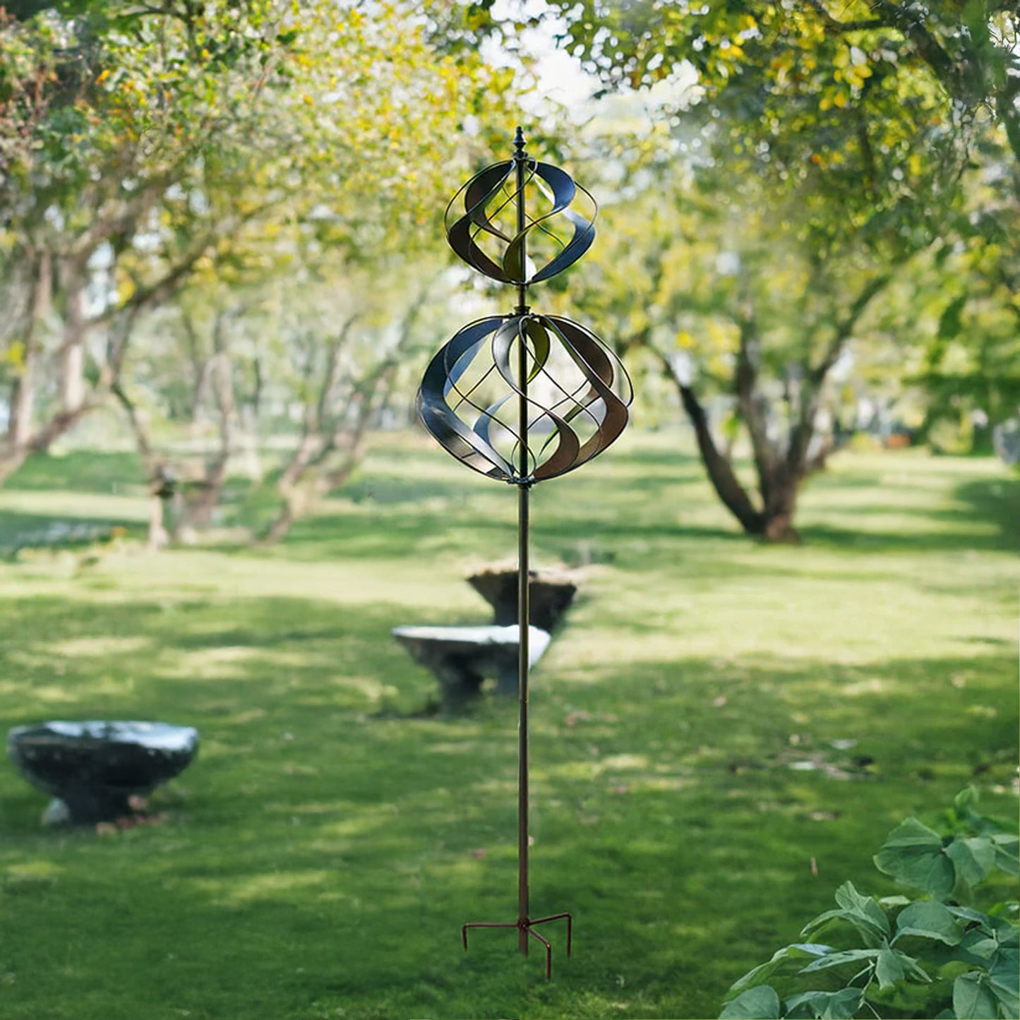 Double Globe Wind Spinner